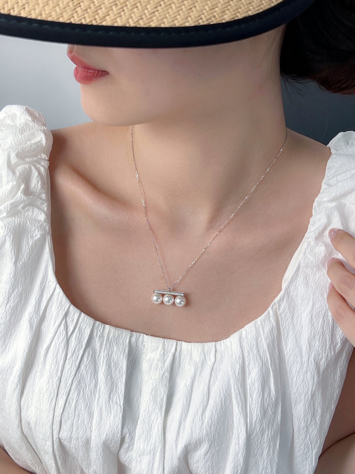 APHROSE-Fashionable Pearl Necklace in Sterling Silver