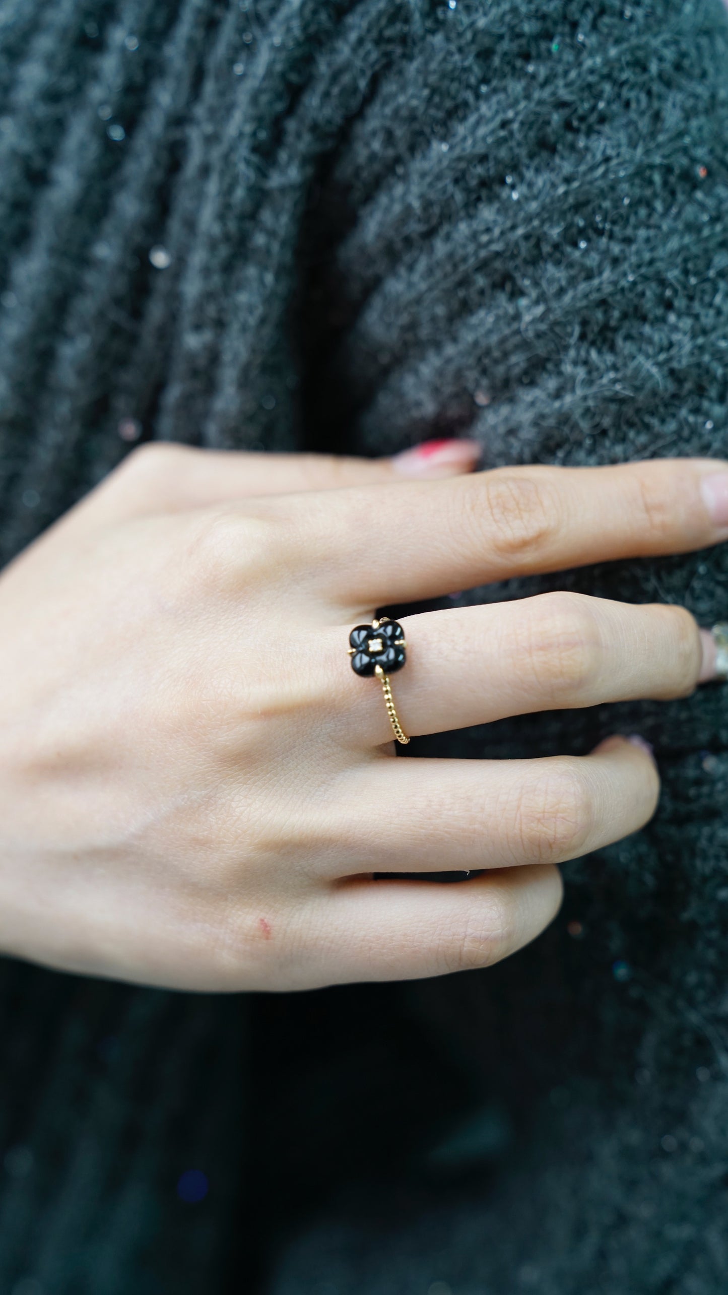 Fontana di Trevi - Mini Onyx and Diamonds Ring