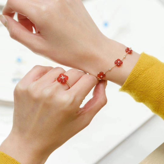 Fontana di Trevi - Carnelian and Diamond Ring