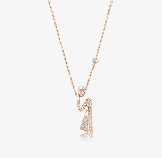 DATURA • Halskette ASTRA aus 18 Karat Roségold mit Diamanten und Perlen