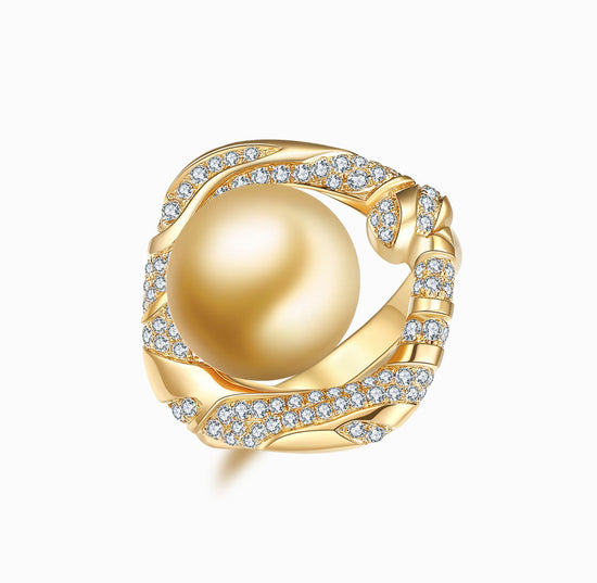 OCEAN-18K Yellow Gold The South Sea Pearls and Diamond Ring