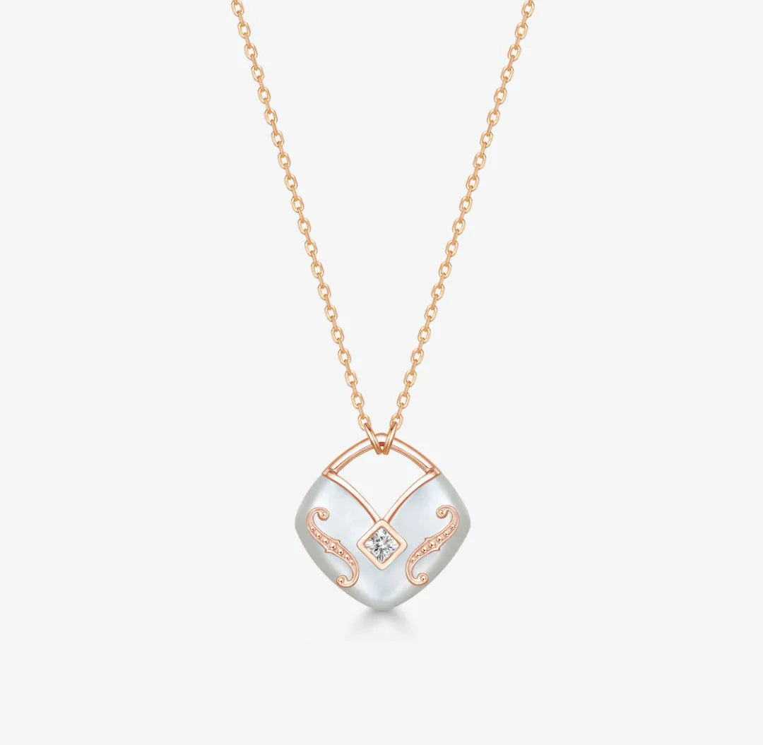 CONCERTO - 18K Rose Gold Mother of Pearl Necklace