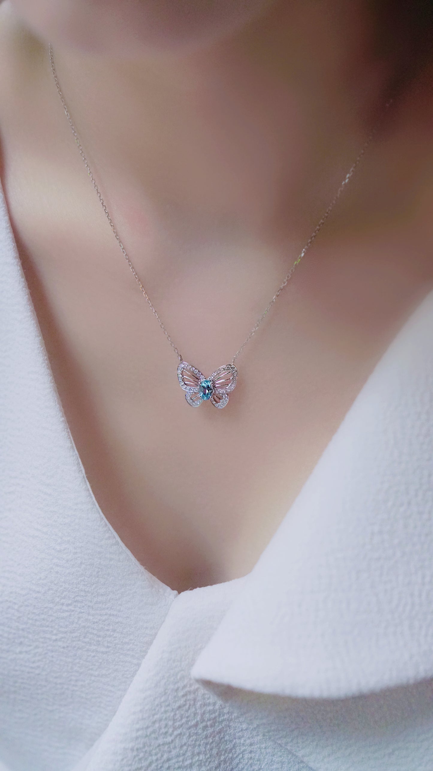 FAUNA &amp; FLORA – Aquamarin-Diamant-Schmetterlings-Halskette (individueller Service)